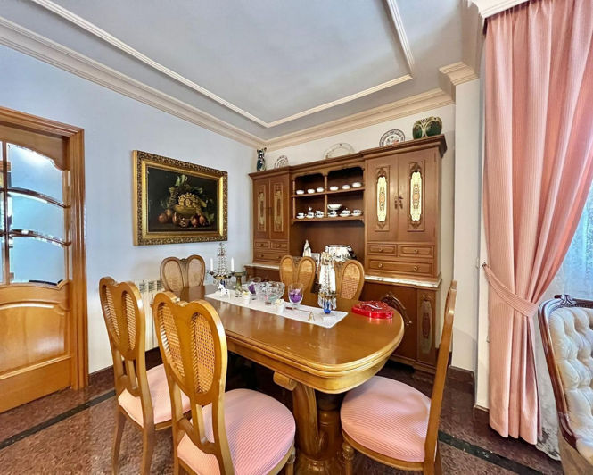 Image No.23-5 Bed House for sale