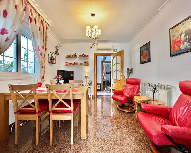 Image No.23-5 Bed House for sale