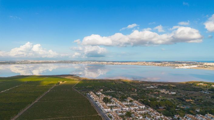 Image No.41-2 Bed Bungalow for sale