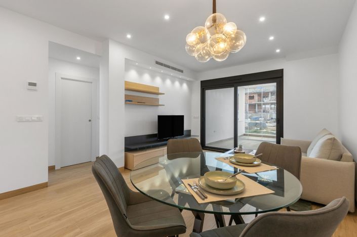 Image No.6-2 Bed Bungalow for sale