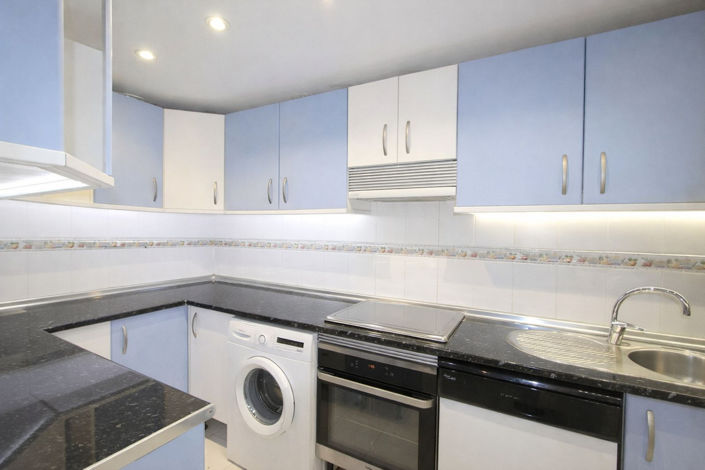 Image No.12-3 Bed Apartment for sale