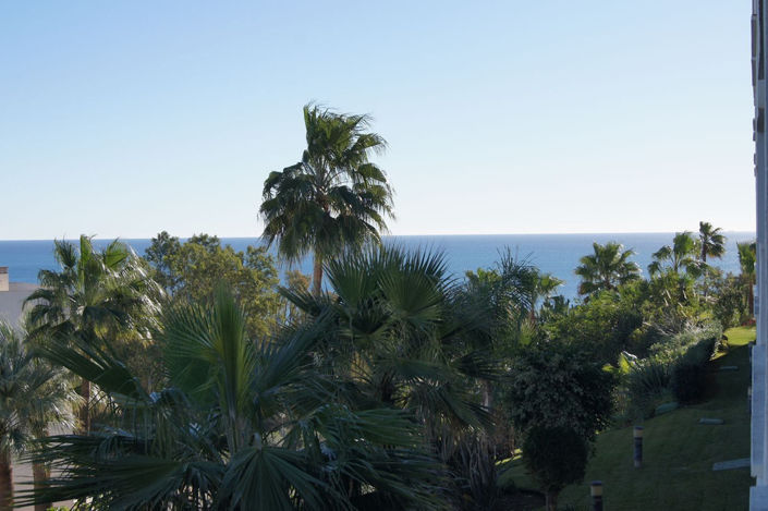 Image No.24-3 Bed Apartment for sale