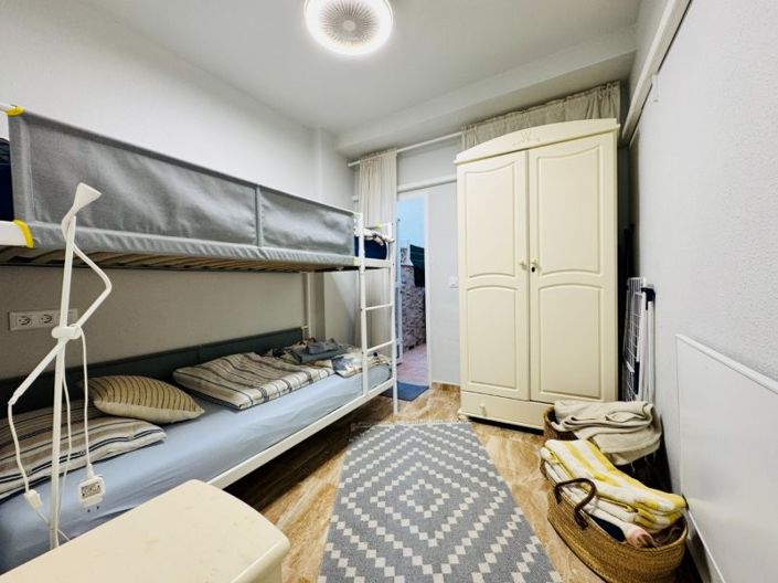 Image No.20-2 Bed Apartment for sale