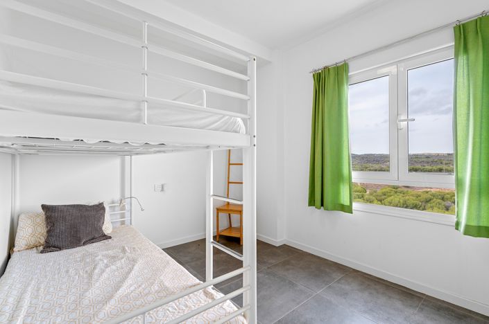 Image No.14-3 Bed Apartment for sale