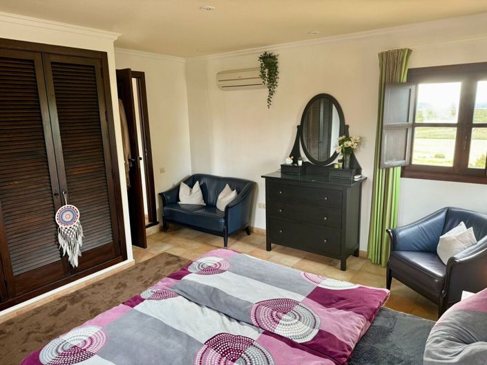 Image No.17-3 Bed Villa for sale