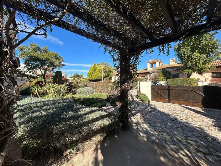 Image No.21-3 Bed Villa for sale