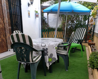 2-5bd7b9d04b45e33852eaf0ec6670150d