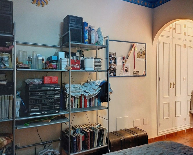 Image No.25-4 Bed House for sale