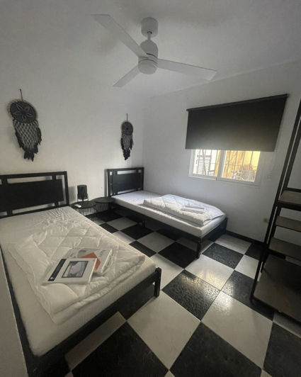 Image No.18-9 Bed House for sale