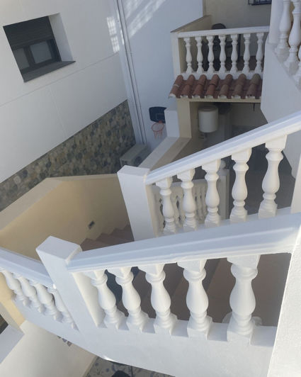 Image No.21-9 Bed House for sale