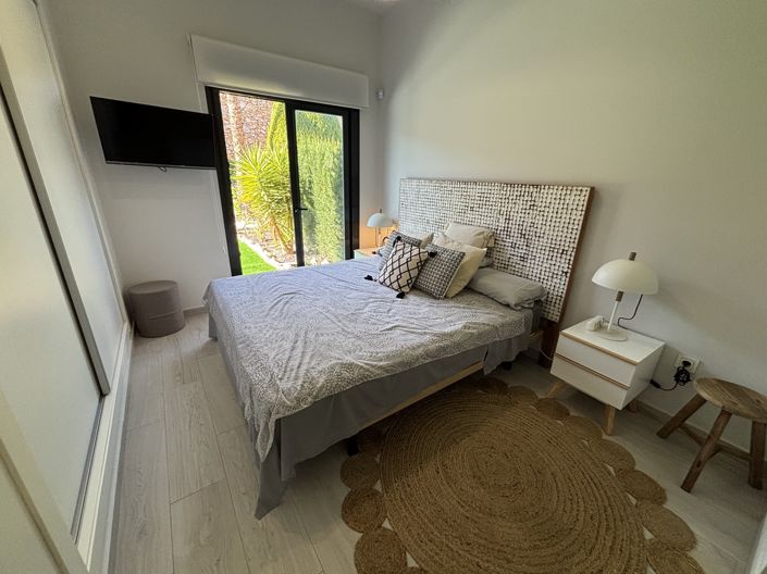 Image No.12-2 Bed Apartment for sale