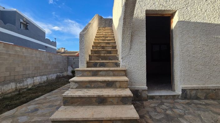 Image No.22-3 Bed Villa for sale