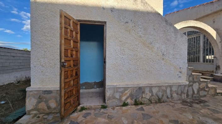 Image No.24-3 Bed Villa for sale