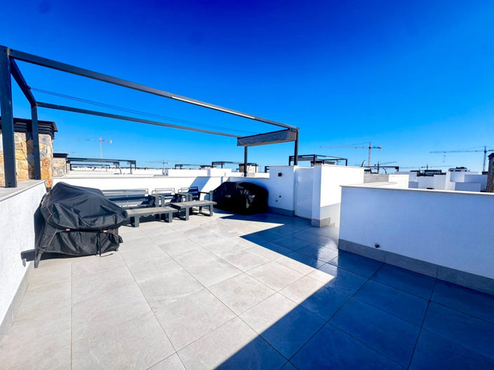 Image No.13-4 Bed House for sale