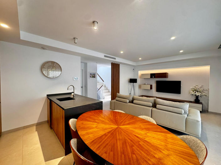 Image No.7-4 Bed Villa for sale