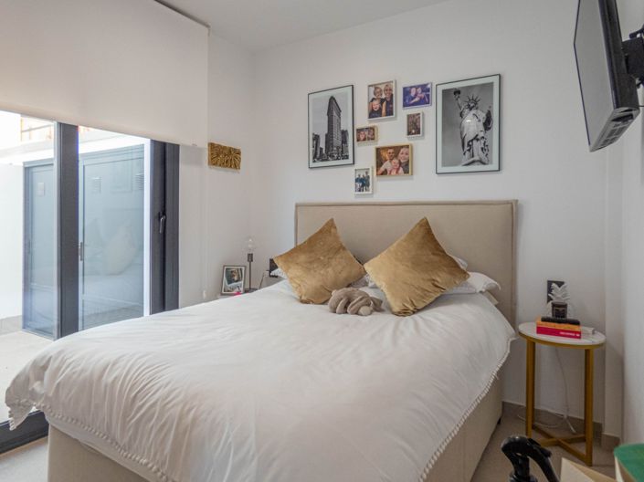 Image No.12-3 Bed Apartment for sale