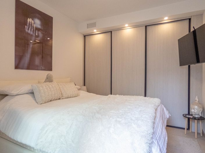 Image No.22-3 Bed House for sale