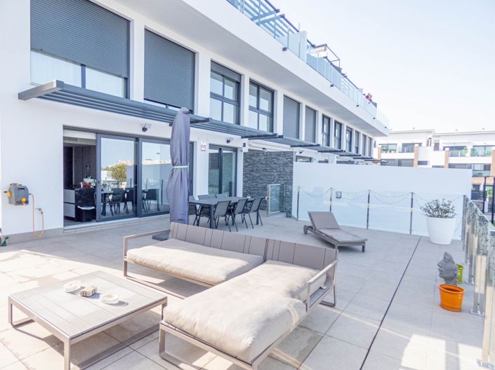 Image No.26-3 Bed Apartment for sale