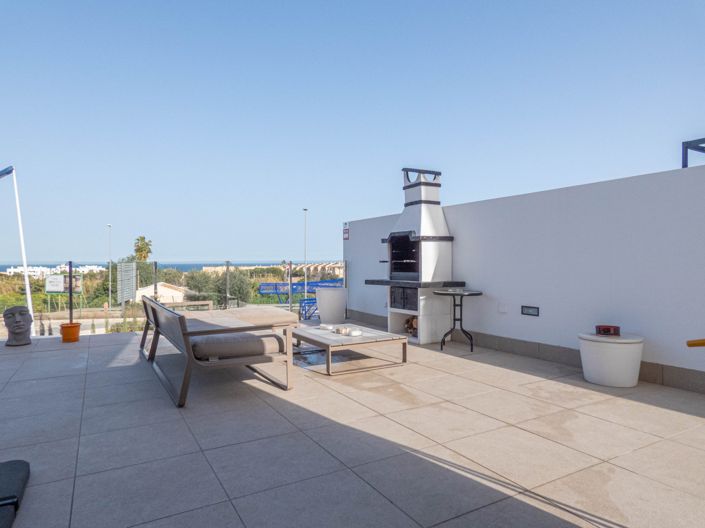 Image No.28-3 Bed House for sale