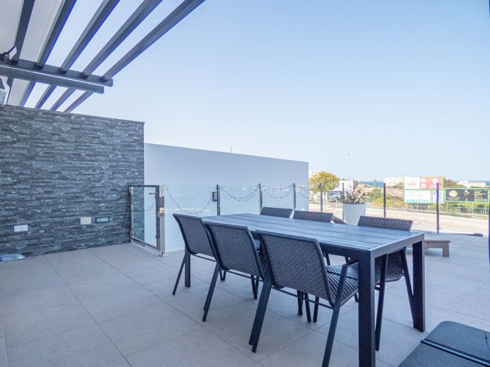 Image No.29-3 Bed Apartment for sale