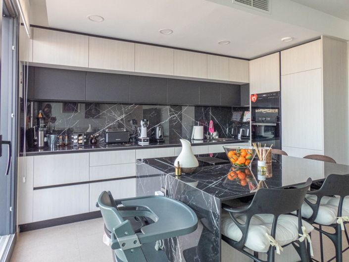 Image No.6-3 Bed Property for sale
