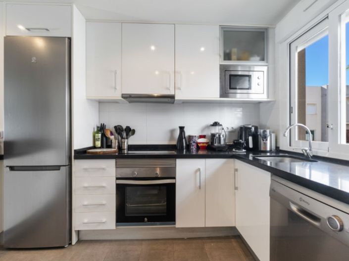 Image No.13-2 Bed Apartment for sale