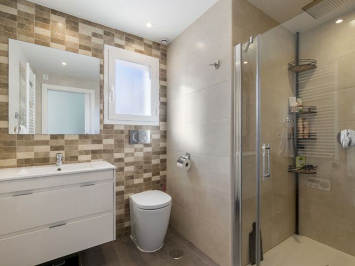 Image No.15-2 Bed Apartment for sale