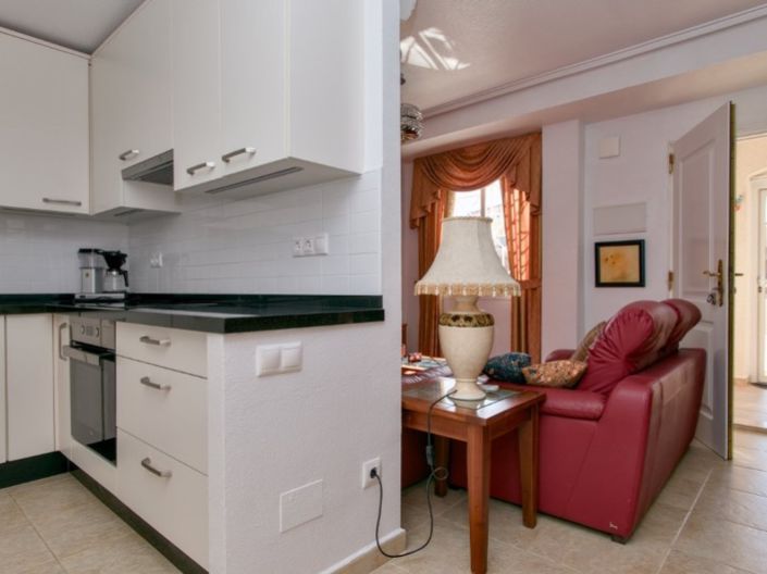 Image No.18-2 Bed Townhouse for sale