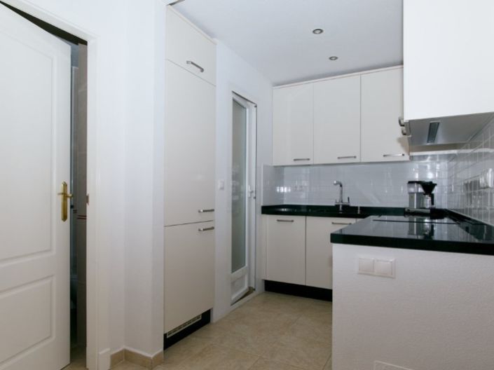 Image No.21-2 Bed Townhouse for sale