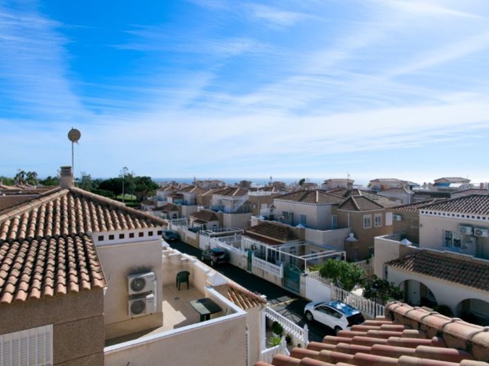 Image No.39-2 Bed Townhouse for sale