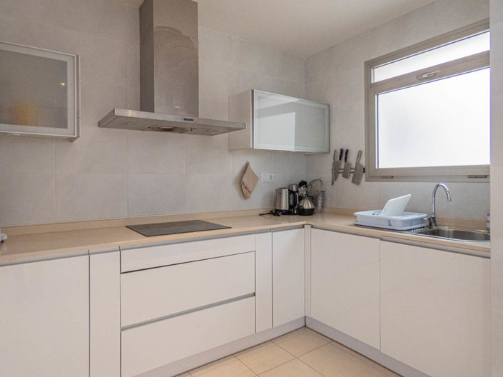 Image No.10-4 Bed Apartment for sale