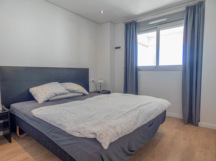 Image No.22-4 Bed Apartment for sale