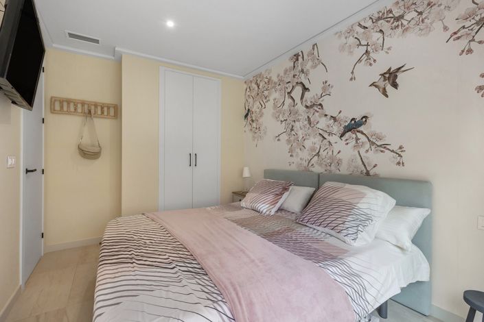 Image No.16-2 Bed Apartment for sale