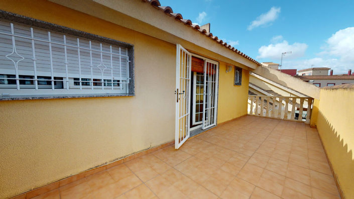 Image No.20-6 Bed Villa for sale