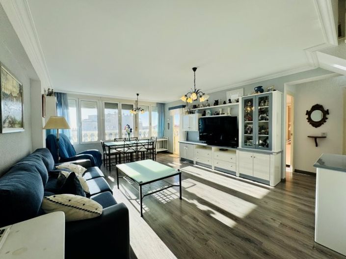 Image No.20-3 Bed Penthouse for sale