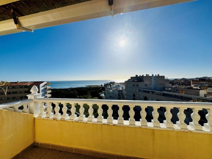 Image No.27-3 Bed Apartment for sale
