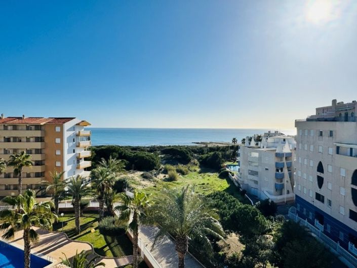 Image No.28-3 Bed Apartment for sale