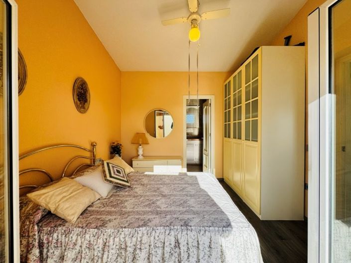 Image No.32-3 Bed Apartment for sale