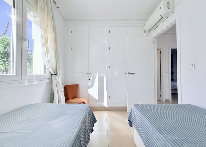 Image No.22-2 Bed Villa for sale