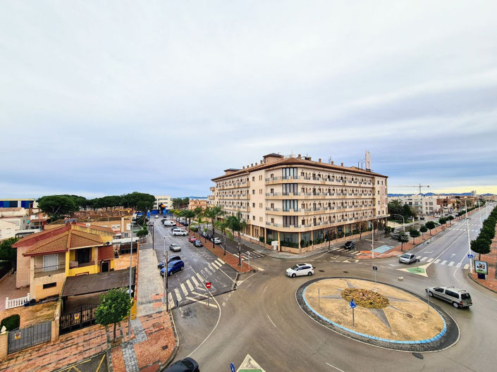 Image No.20-3 Bed Apartment for sale