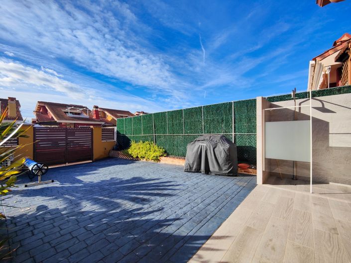 Image No.14-3 Bed Villa for sale