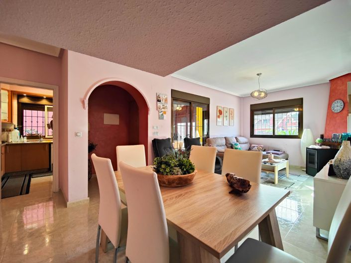 Image No.18-3 Bed Villa for sale