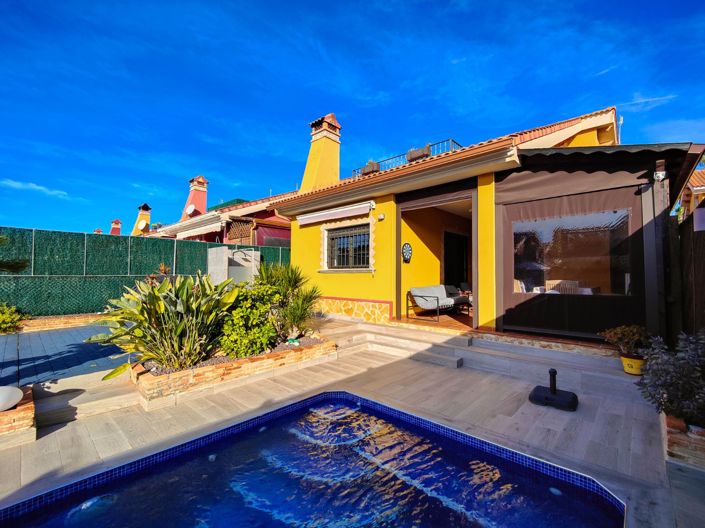 Image No.2-3 Bed Villa for sale