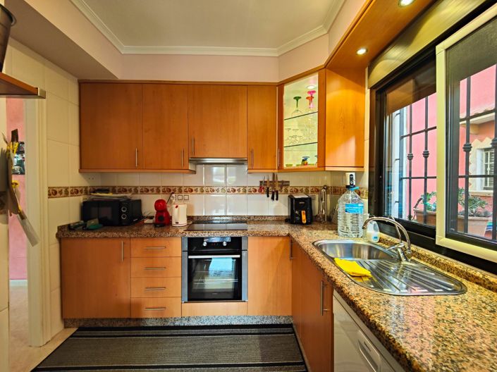 Image No.27-3 Bed Villa for sale