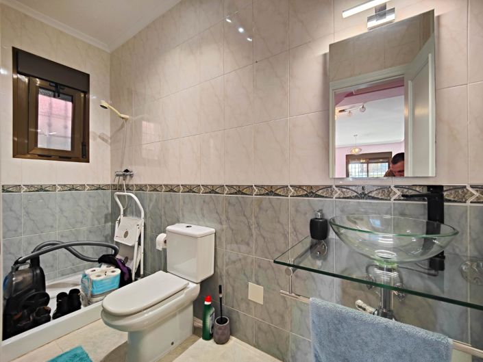 Image No.29-3 Bed Villa for sale