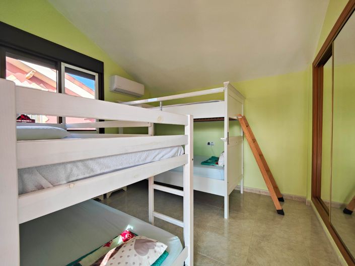 Image No.36-3 Bed Villa for sale