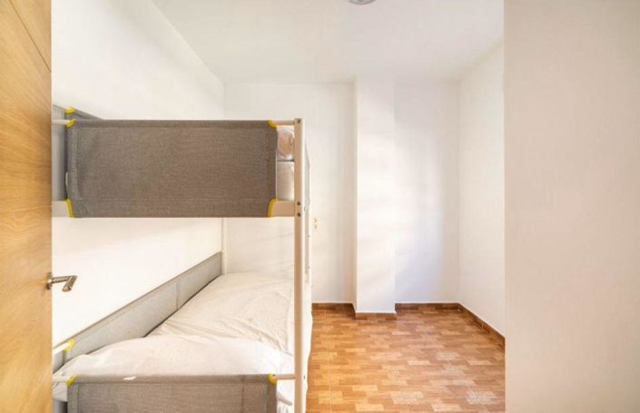 Image No.14-3 Bed Apartment for sale