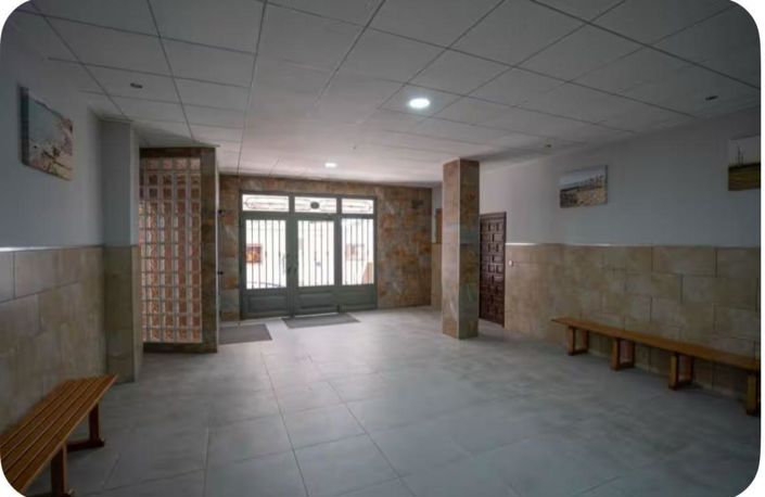 Image No.25-3 Bed Apartment for sale