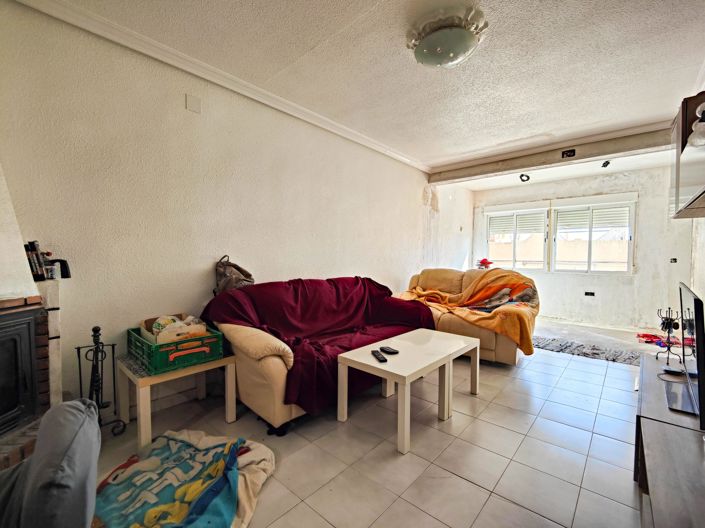 Image No.20-4 Bed Townhouse for sale