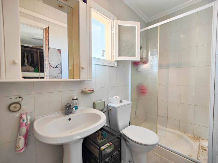 Image No.37-4 Bed Townhouse for sale